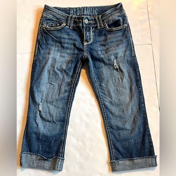 Hydraulic Women's Distressed Blue Jeans Capris Size 5/6 - Picture 1 of 15